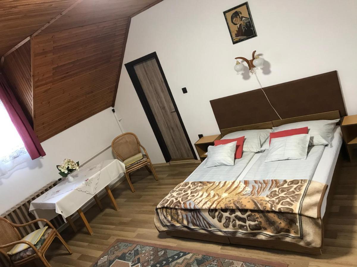 Apartman Berki Margit Хевиз Экстерьер фото