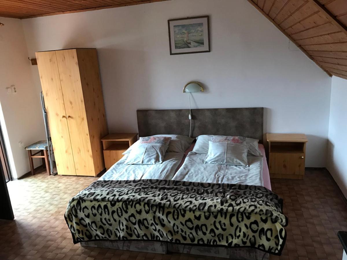 Apartman Berki Margit Хевиз Экстерьер фото