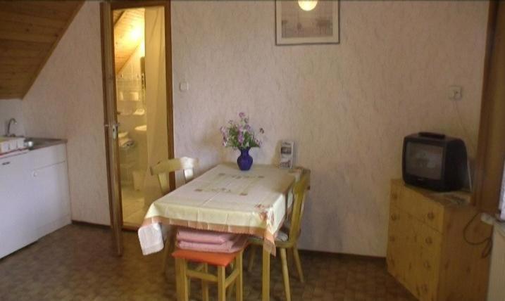 Apartman Berki Margit Хевиз Экстерьер фото
