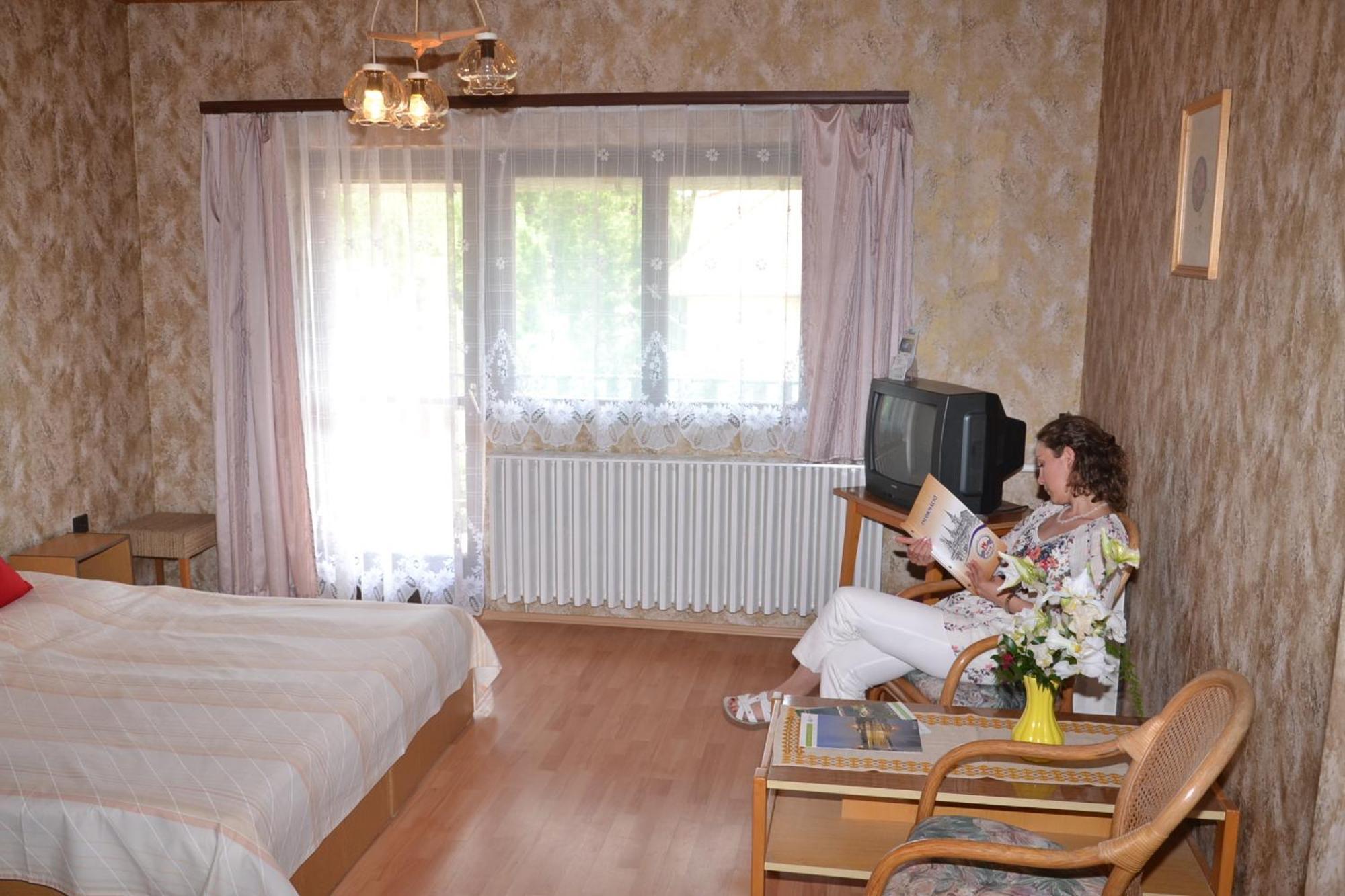 Apartman Berki Margit Хевиз Экстерьер фото